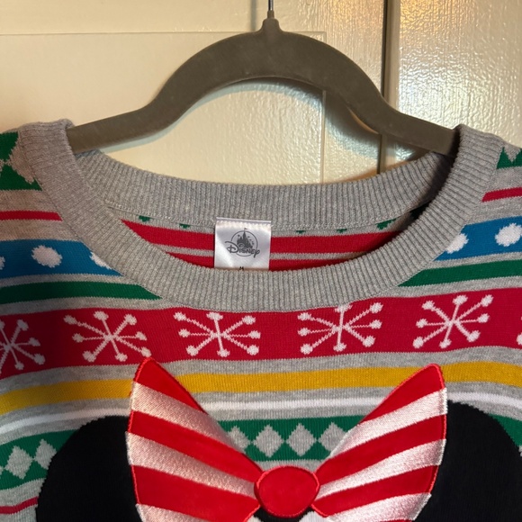 Disney Minnie Mouse Holiday Sweater Snowflakes Size Medium Christmas - Picture 2 of 12